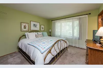 9816 W Oak Forest Drive, Beach Park, IL 60099 - Photo 19