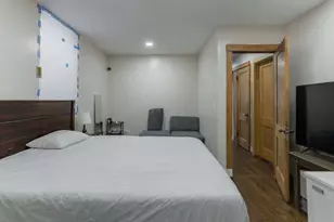 3402 W Lexington St, Chicago, IL 60624 - Photo 5