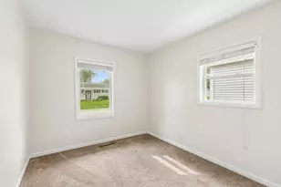 875 Larkdale Row, Wauconda, IL 60084 - Photo 15