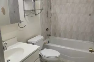 10423 Dearlove Rd, Glenview, IL 60025 - Photo 9