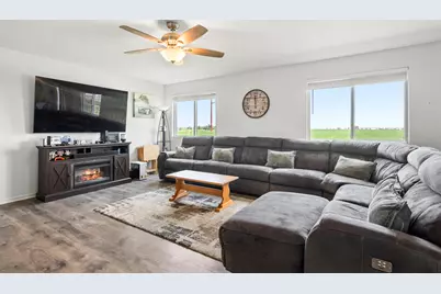 1902 Moran Drive, Shorewood, IL 60404 - Photo 9