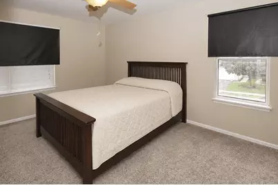 143 Woodland Circle, North Aurora, IL 60542 - Photo 17