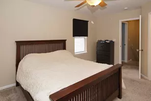 143 Woodland Cir, North Aurora, IL 60542 - Photo 15