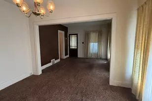521 Wilcox St, Joliet, IL 60435 - Photo 11