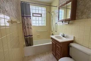 521 Wilcox St, Joliet, IL 60435 - Photo 23