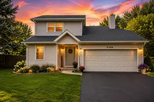 5366 Sequoia Ct, Gurnee, IL 60031 - Photo 1