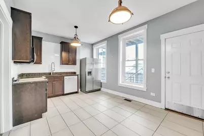 3208 W Wabansia Avenue #2E, Chicago, IL 60647 - Photo 9