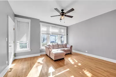 3208 W Wabansia Avenue #2E, Chicago, IL 60647 - Photo 3