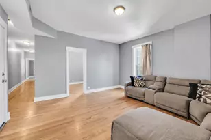 3208 W Wabansia Ave, Chicago, IL 60647 - Photo 9