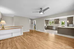 640 Ash St, Algonquin, IL 60102 - Photo 11