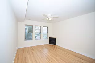 2306 W Jarvis St, Chicago, IL 60645 - Photo 3