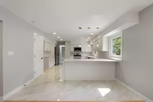 713 Dawes St, Libertyville, IL 60048 - Photo 15