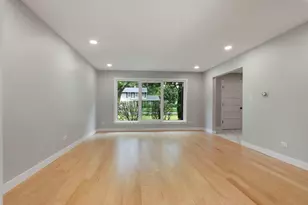 713 Dawes St, Libertyville, IL 60048 - Photo 5