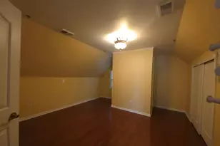 204 N Waukegan Rd, Lake Bluff, IL 60044 - Photo 15
