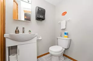 2121 Bridgewater Dr, Belvidere, IL 61008 - Photo 13