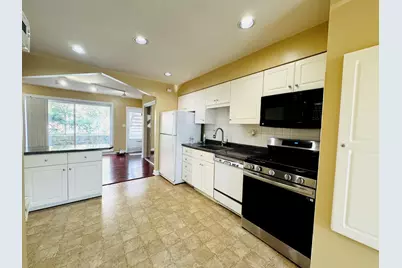 4035 N Keystone Avenue, Chicago, IL 60641 - Photo 7