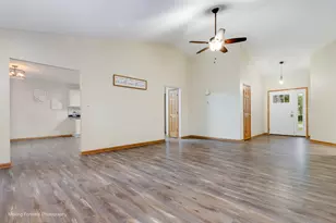 108 S Union St, Newark, IL 60541 - Photo 3