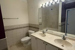 630 N State St, Chicago, IL 60654 - Photo 15