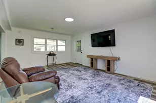 306 8th Ave S, Albany, IL 61230 - Photo 7
