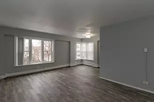 7333 N Ridge Blvd, Chicago, IL 60645 - Photo 9