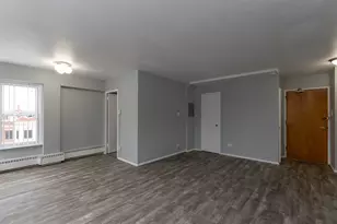 7333 N Ridge Blvd, Chicago, IL 60645 - Photo 7