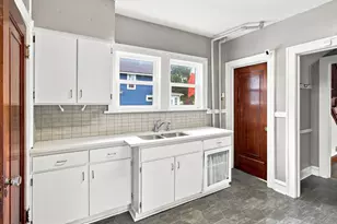 315 Center St, Waukegan, IL 60085 - Photo 5
