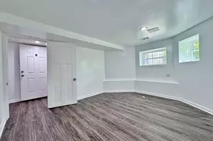 3316 W Flournoy St, Chicago, IL 60624 - Photo 15