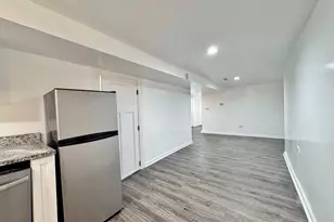 3316 W Flournoy St, Chicago, IL 60624 - Photo 5