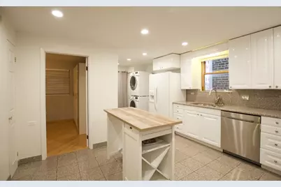 2626 W Superior Avenue #2, Chicago, IL 60612 - Photo 5