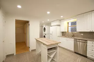 2626 W Superior Ave, Chicago, IL 60612 - Photo 5