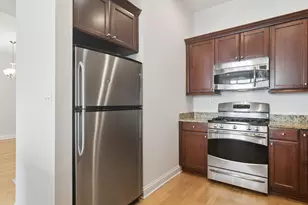 1199 E Port Clinton Rd, Vernon Hills, IL 60061 - Photo 9