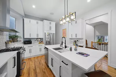 2825 W Walnut Street, Chicago, IL 60612 - Photo 3