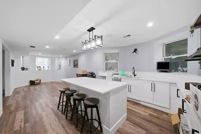 2825 W Walnut Street, Chicago, IL 60612 - Photo 13