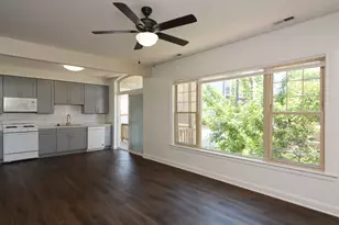 5208 N Sawyer Ave, Chicago, IL 60625 - Photo 9