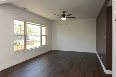 5208 N Sawyer Avenue #2, Chicago, IL 60625 - Photo 5