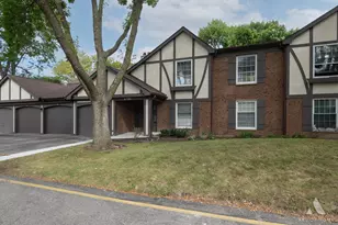 4780 Calvert Dr, Rolling Meadows, IL 60008 - Photo 1