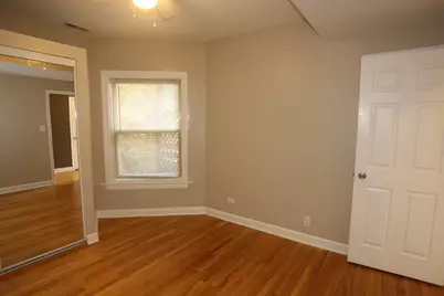 5208 N Sawyer Avenue #1, Chicago, IL 60625 - Photo 15