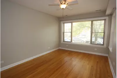 5208 N Sawyer Avenue #1, Chicago, IL 60625 - Photo 9