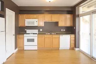 5208 N Sawyer Ave, Chicago, IL 60625 - Photo 3