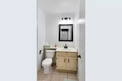 2331 Sedgfield Court, Schaumburg, IL 60194 - Photo 17