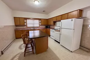 2311 7th St, Peru, IL 61354 - Photo 9