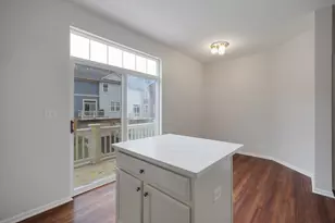 3061 Hughsdale St, Elgin, IL 60124 - Photo 11