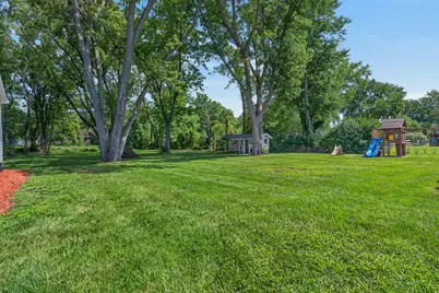 15776 W Woodbine Circle, Vernon Hills, IL 60061 - Photo 37