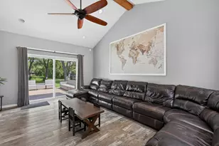 15776 W Woodbine Cir, Vernon Hills, IL 60061 - Photo 15