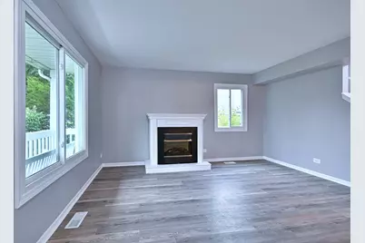 1449 Marleigh Lane, South Elgin, IL 60177 - Photo 3