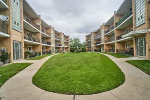 10316 S Pulaski Rd, Oak Lawn, IL 60453 - Photo 1