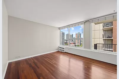 [Address not provided], Chicago, IL 60610 - Photo 11