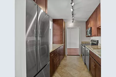 [Address not provided], Chicago, IL 60610 - Photo 9