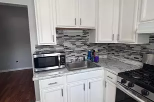 659 E Fullerton Ave, Glendale Heights, IL 60139 - Photo 5