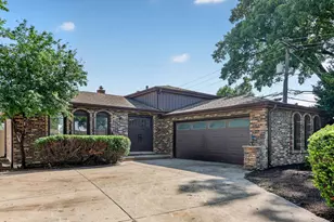216 W Kimbell Ave, Elmhurst, IL 60126 - Photo 1